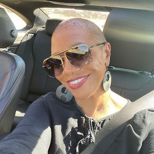 Meet your Posher, Lynn